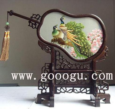 孔雀雙面繡，蘇繡孔雀圖案，手工刺繡精品